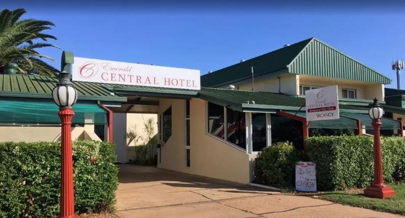Official Motel Emerald