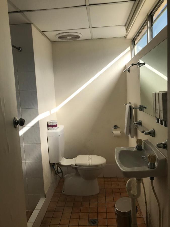 Motel Official 4*